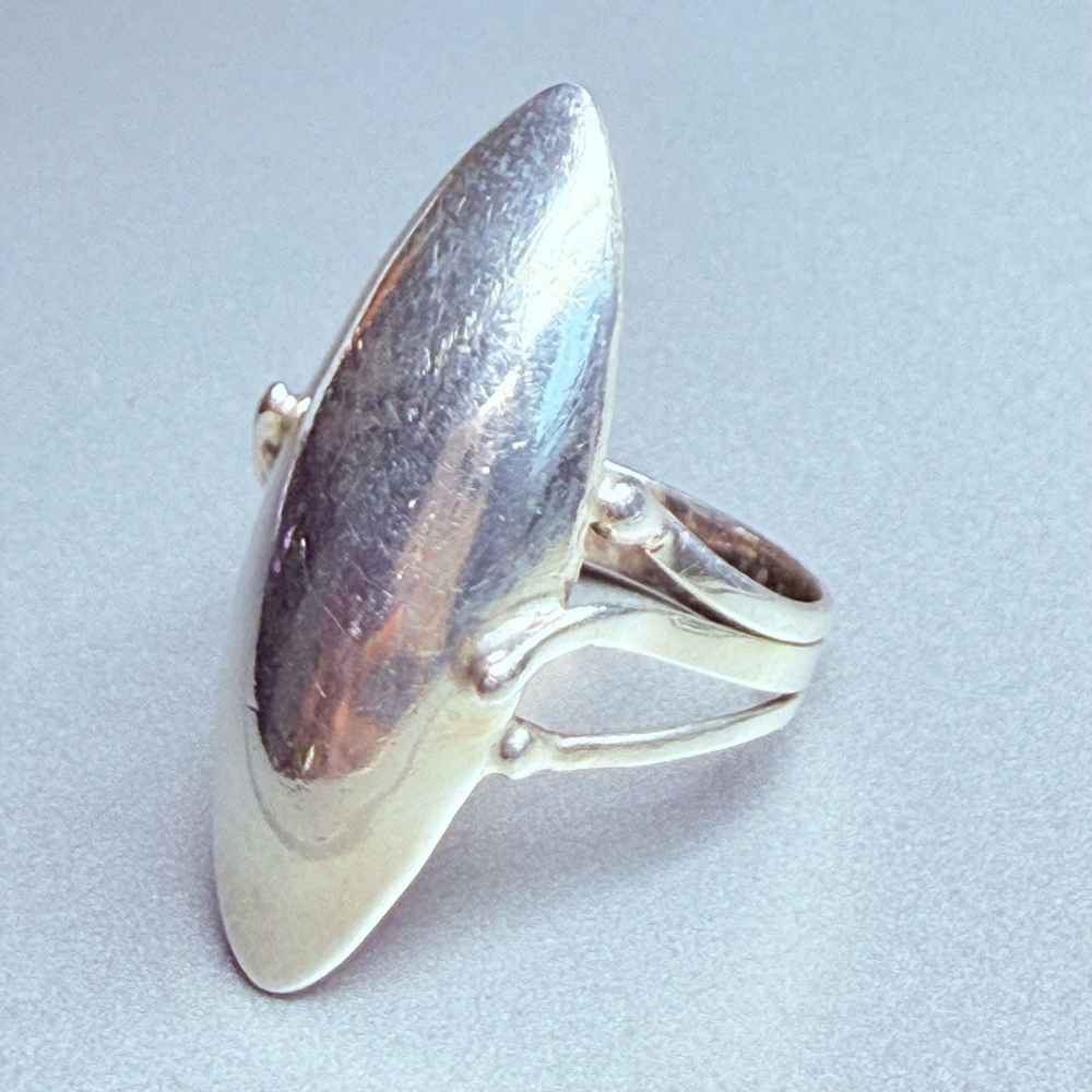 RARE Native American Hopi BIG Torpedo Dome Sterling Silver Modernist Ring VTG - Picture 2 of 8
